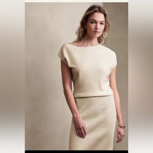 NWT. BANANA REPUBLIC Boatneck Swetaer Dress